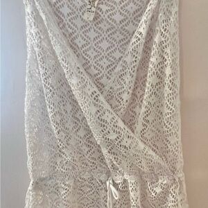 White Lace Sleeveless Swimsuit Cover Up